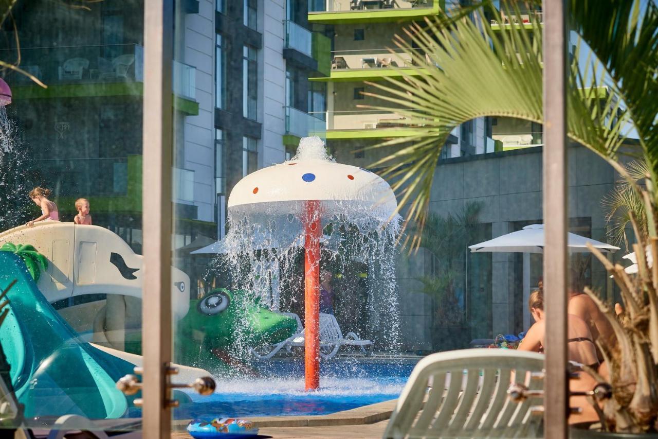 Cristalex Aparthotel & Spa Mamaia Nord Năvodari Extérieur photo