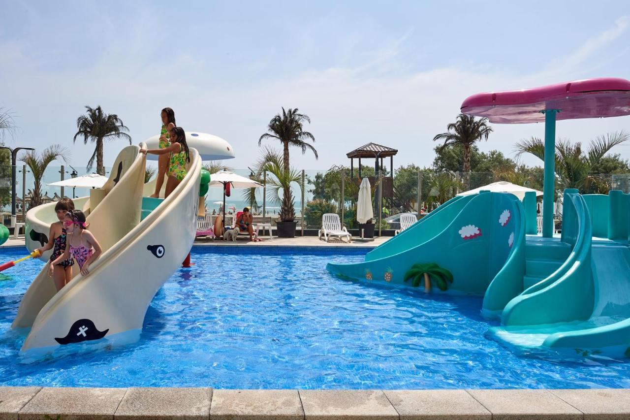 Cristalex Aparthotel & Spa Mamaia Nord Năvodari Extérieur photo